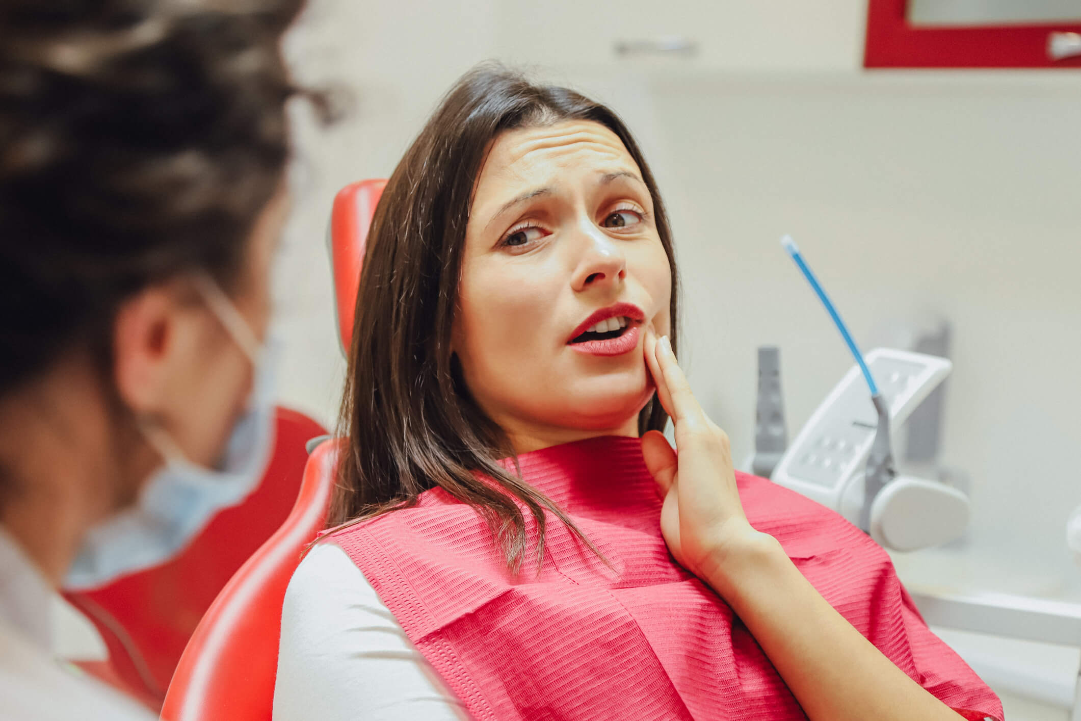 Entenda a relação entre gengivite e periodontite e como se prevenir
