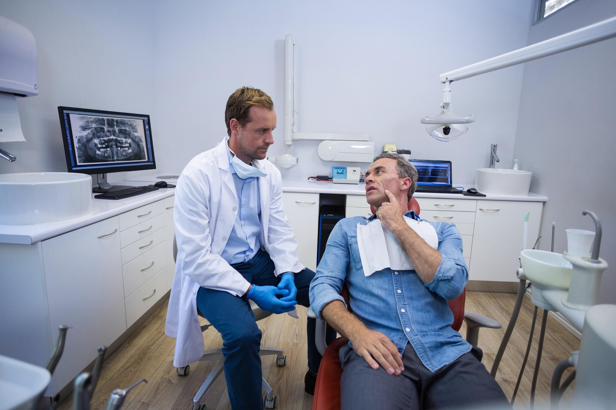 Entenda como funciona o Implante dentário com especialistas