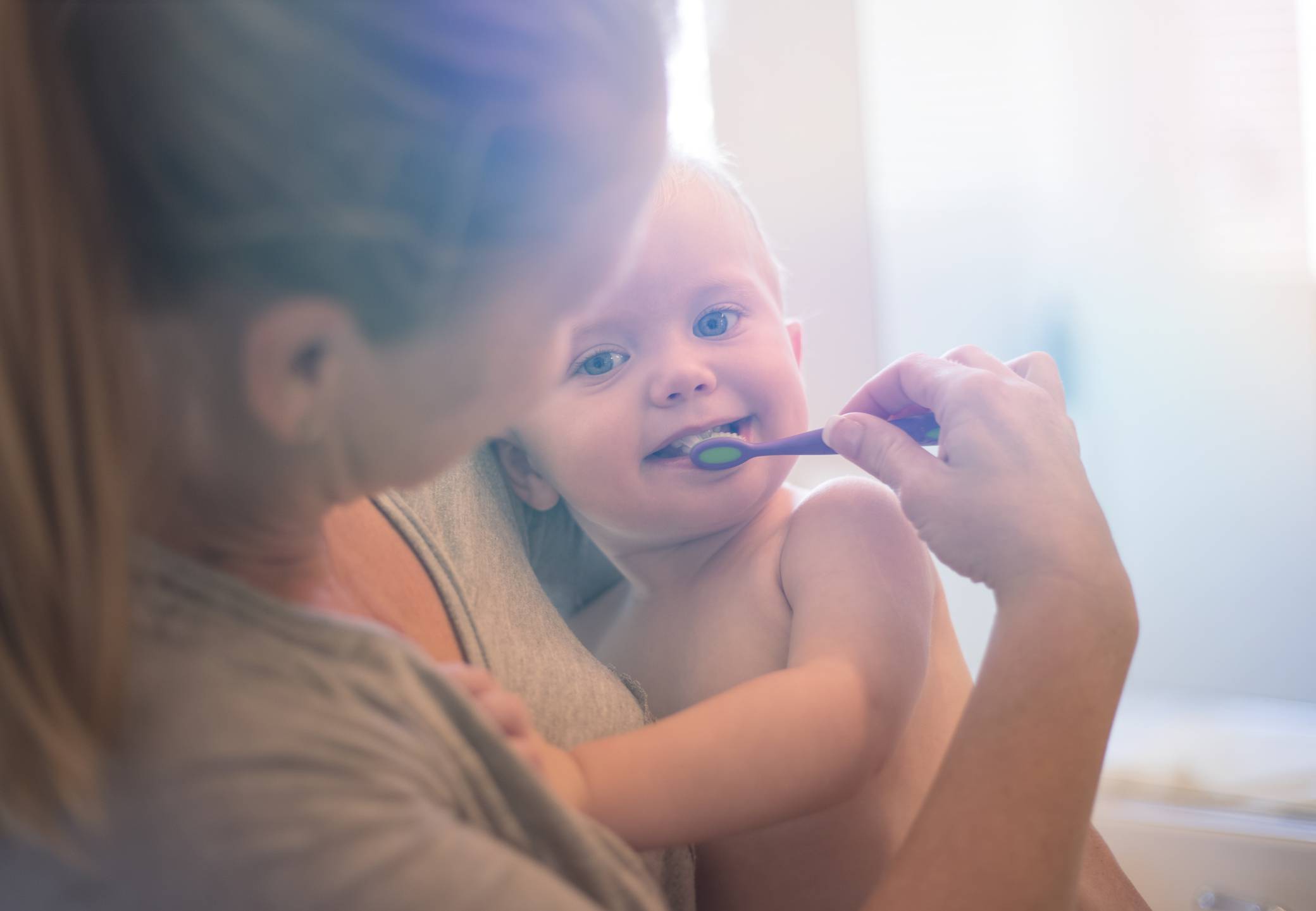 Quando começar a escovar os dentes do bebê?