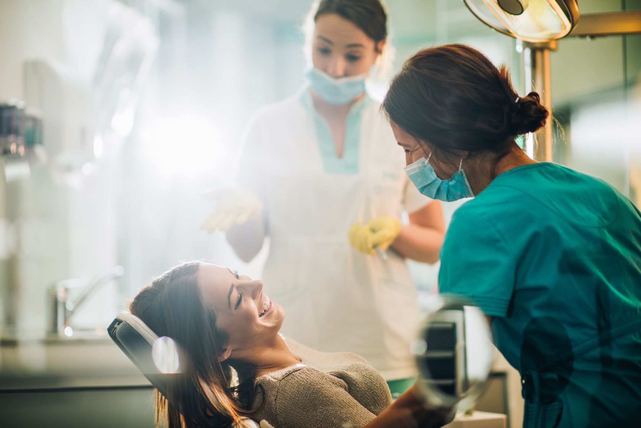 Raspagem periodontal: entenda o que é e quais as vantagens