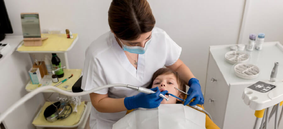 Tratamento de Odontopediatria — Procedimentos Para Crianças