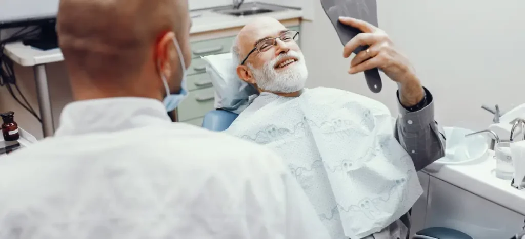 Implante dentário sem parafuso: o que é, como funciona e quando pode ser indicado